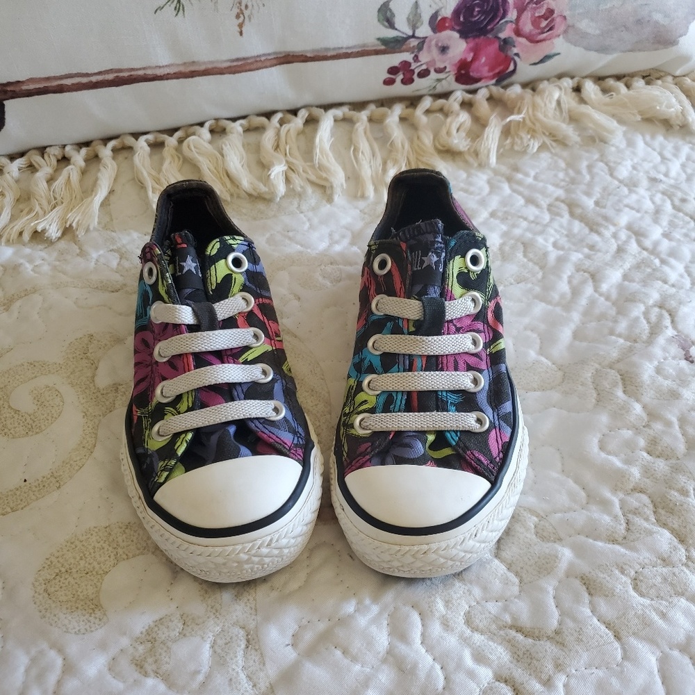 Girl Converses